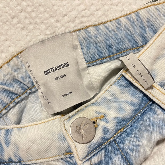 One-teaspoon shorts brand new never worn - Picture 3 of 3